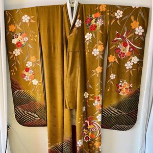 Vintage Kimono - Rinzu Silk, Embroidery Mustard Ochre Gold Floral Metallic
